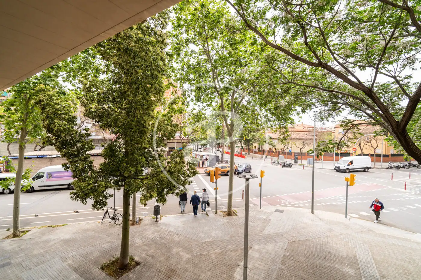 Außenansicht von Wohnung zum Verkauf in Barcelona mit Klimaanlage, Heizung und Möbliert