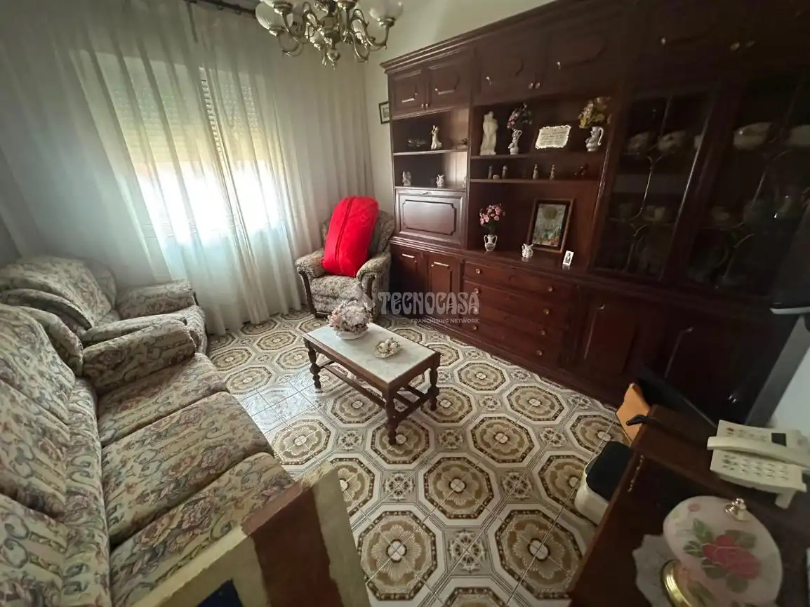 Wohnzimmer von Wohnung zum Verkauf in Zaragoza mit Heizung und Möbliert