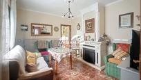 Sala d'estar de Casa o xalet en venda en Lucena amb Aire condicionat