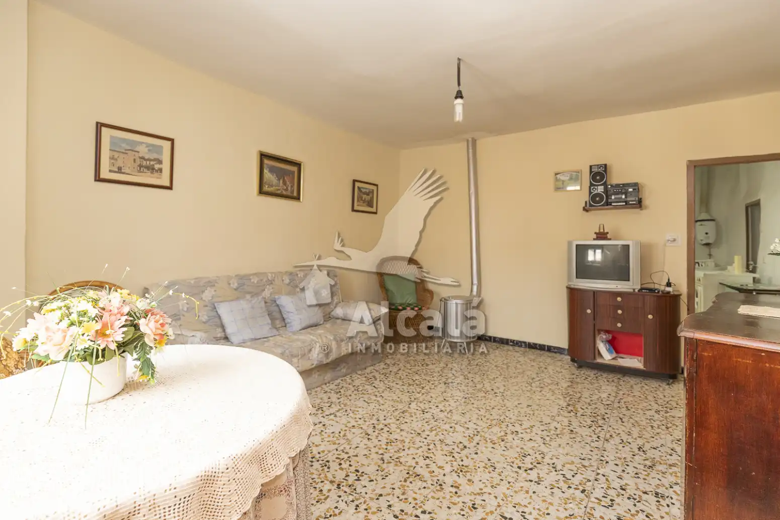 Sala d'estar de Casa o xalet en venda en Pastrana amb Calefacció