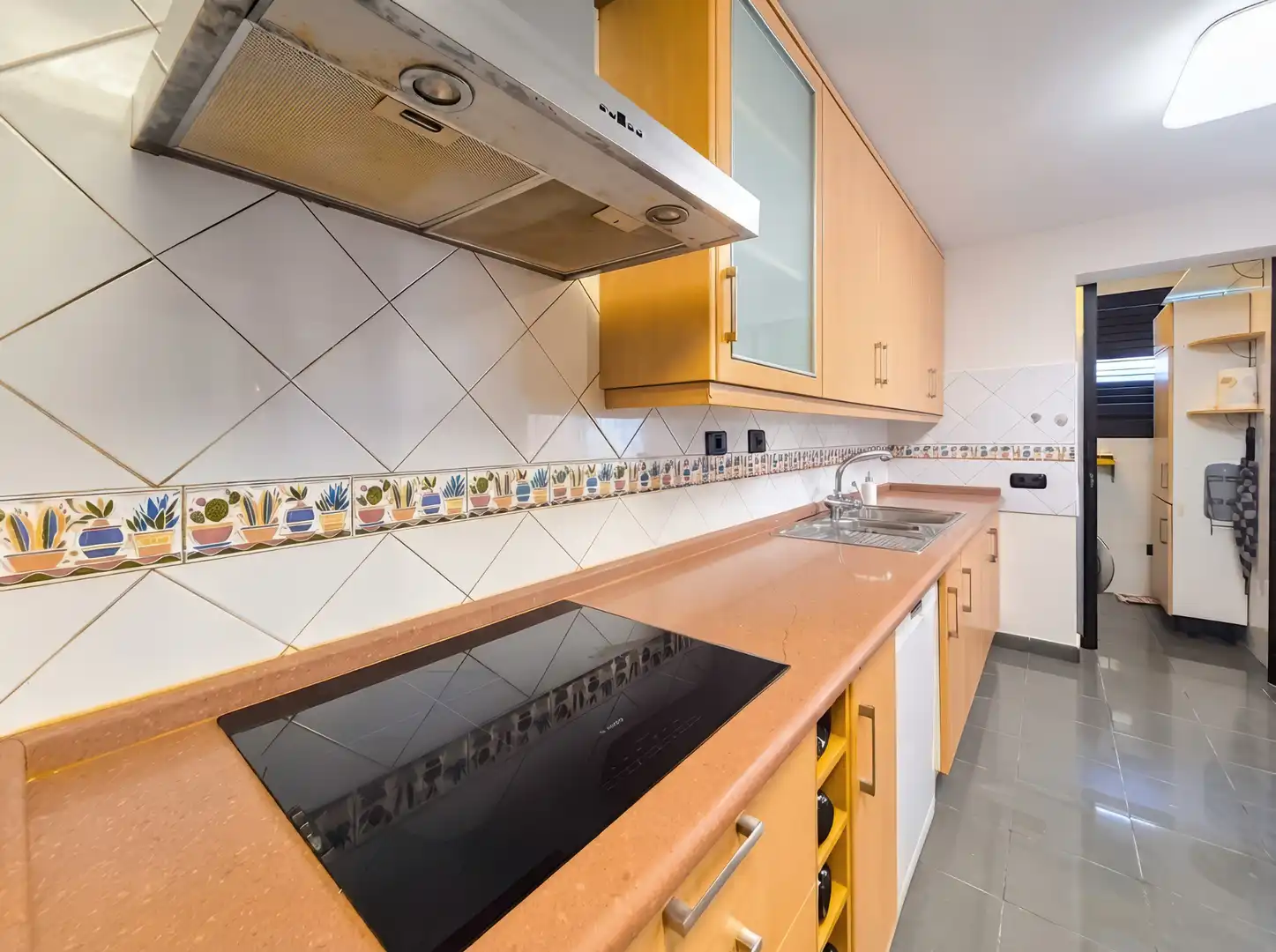 Cuina de Casa adosada en venda en Las Palmas de Gran Canaria amb Jardí privat, Terrassa i Traster