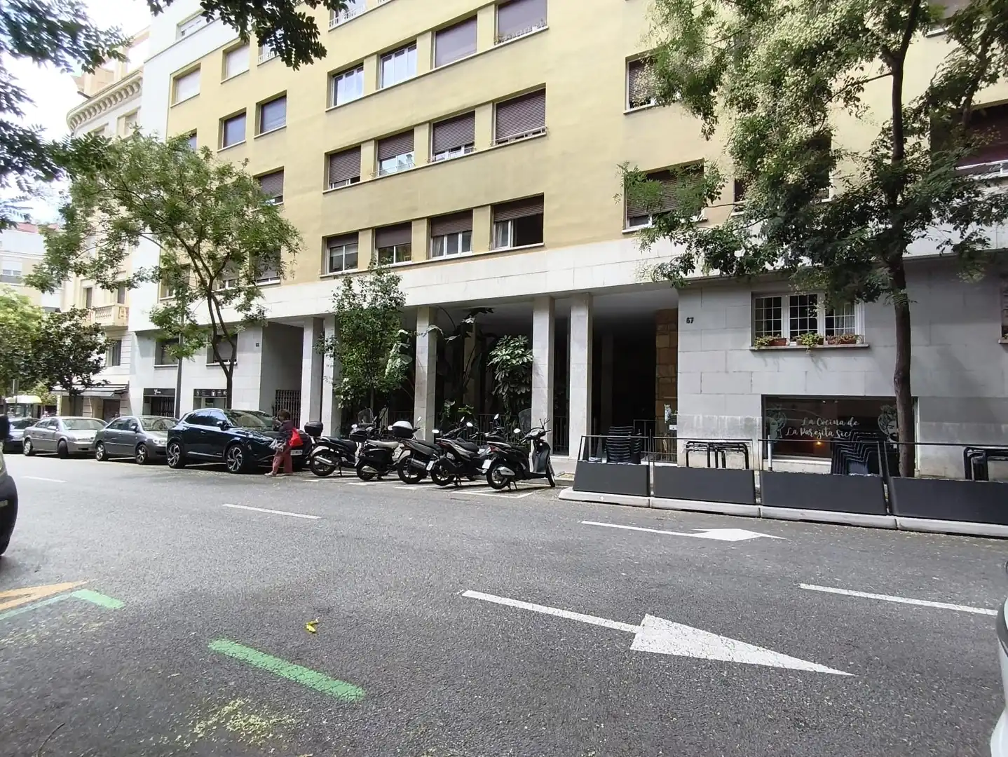 Vista exterior de Oficina en venta en Barcelona