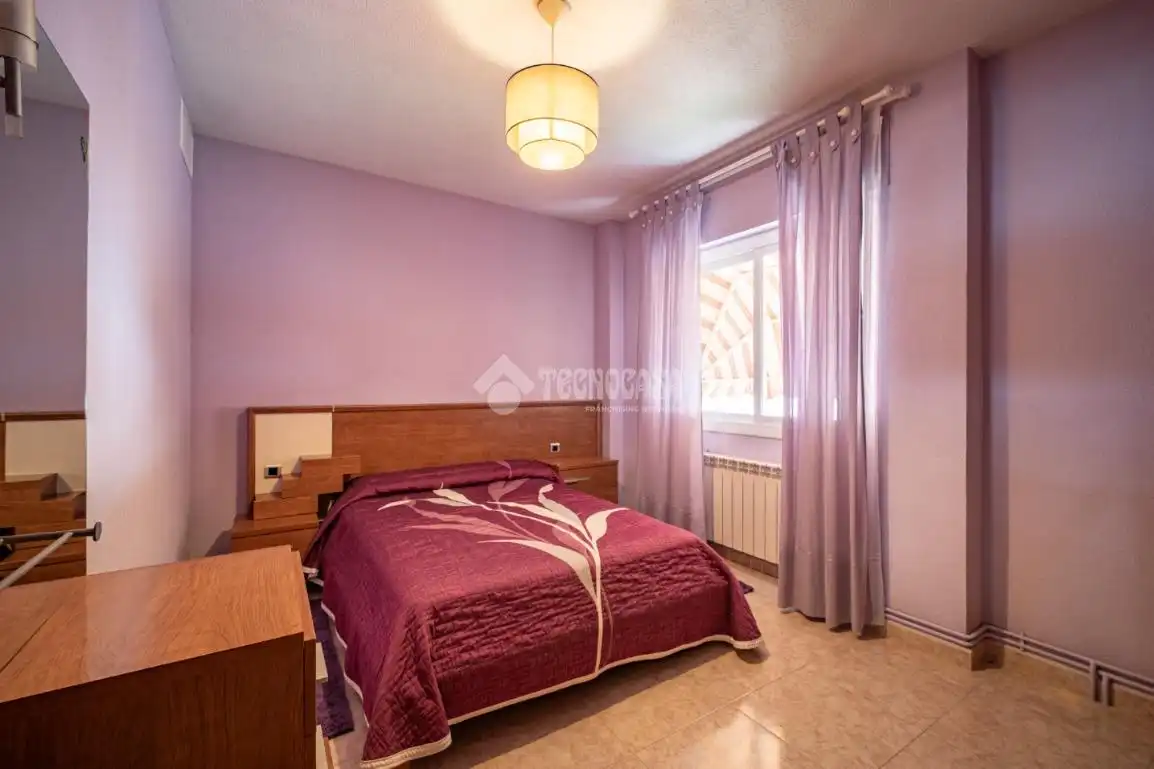 Habitación de Casa adosada en venta en Arganda del Rey con Aire acondicionado y Calefacción