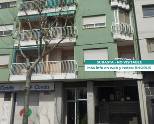 Vista exterior de Àtic en venda en Santa Coloma de Gramenet amb Terrassa