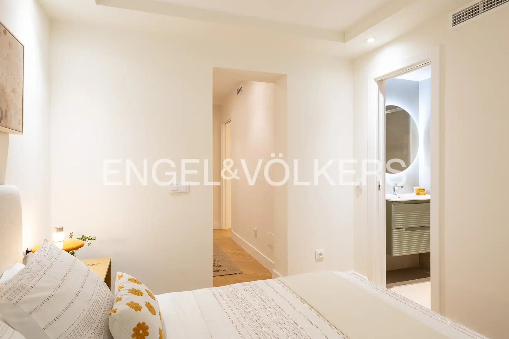 Habitación de Piso en venta en Madrid con Aire acondicionado, Calefacción y Amueblado