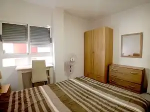 Habitación de Piso de alquiler en Las Palmas de Gran Canaria con Amueblado, Horno y Lavadora