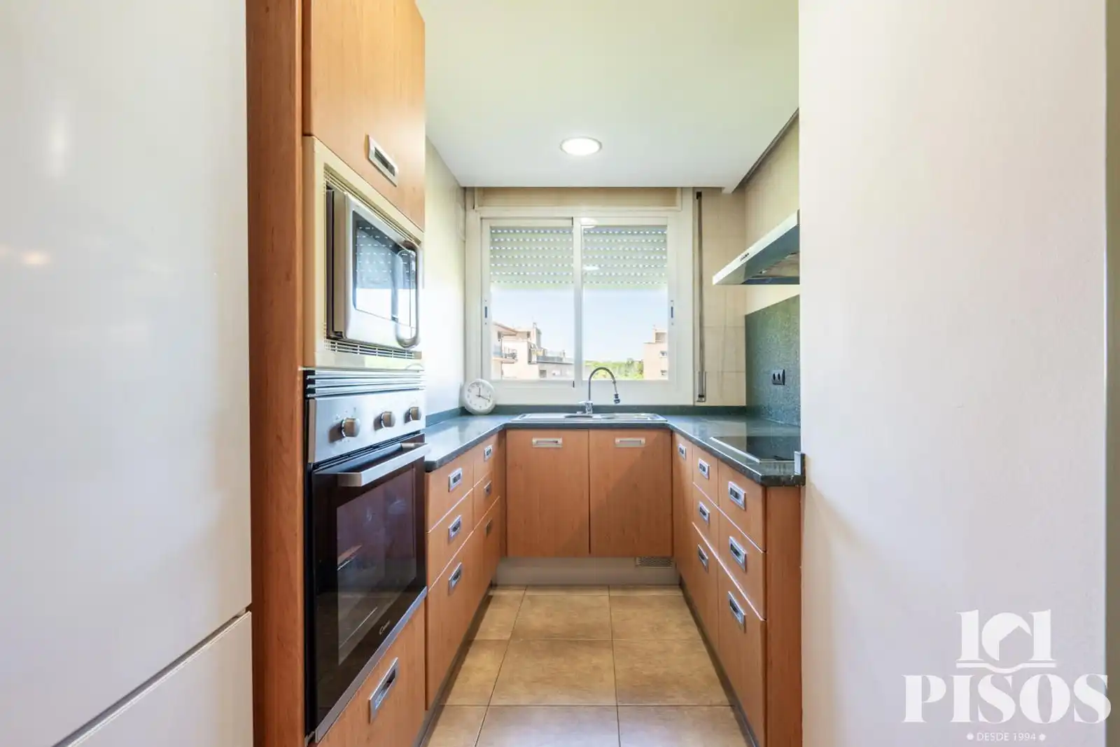 Cocina de Piso de alquiler en Sant Cugat del Vallès con Calefacción, Parquet y Terraza