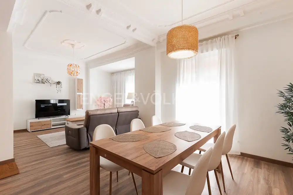 Sala de estar de Piso de alquiler en Valencia con Aire acondicionado, Calefacción y Parquet