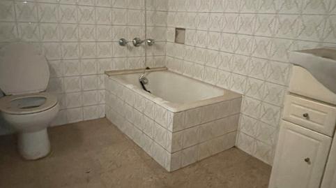 Foto 5 de Casa adosada en venda a Passeig Enric Granados, Arbeca, Lleida