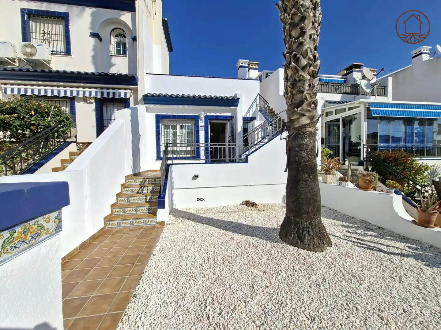 Vista exterior de Casa o chalet en venta en Orihuela con Aire acondicionado, Jardín privado y Amueblado