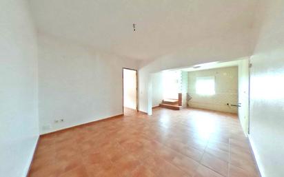 Living room of Flat for sale in Algeciras  with Terrace