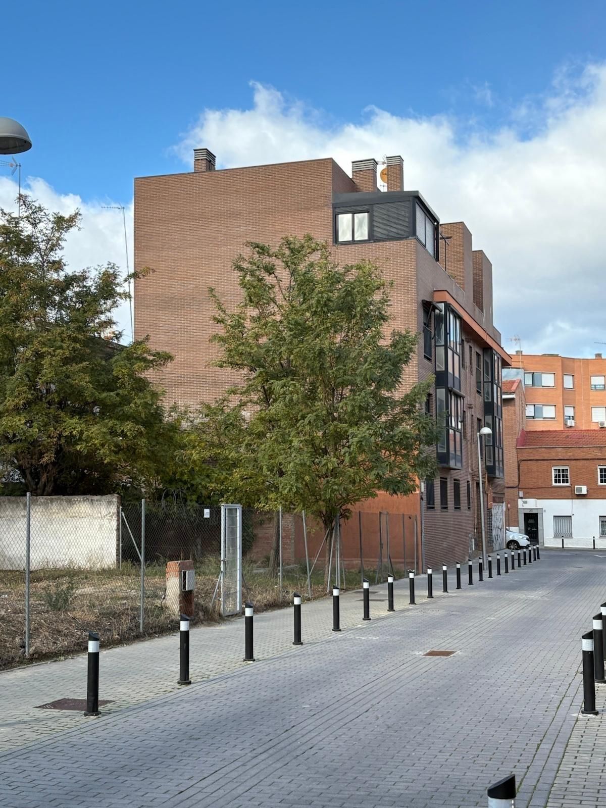 Vista exterior de Residencial en venta en  Madrid Capital