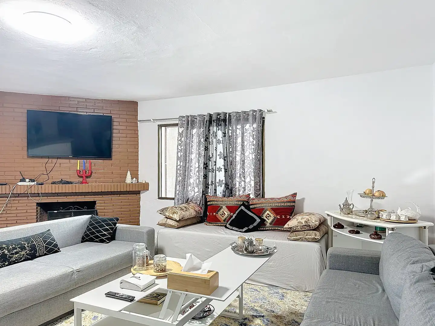 Wohnzimmer von Country house zum Verkauf in Estepona mit Klimaanlage, Privatgarten und Terrasse