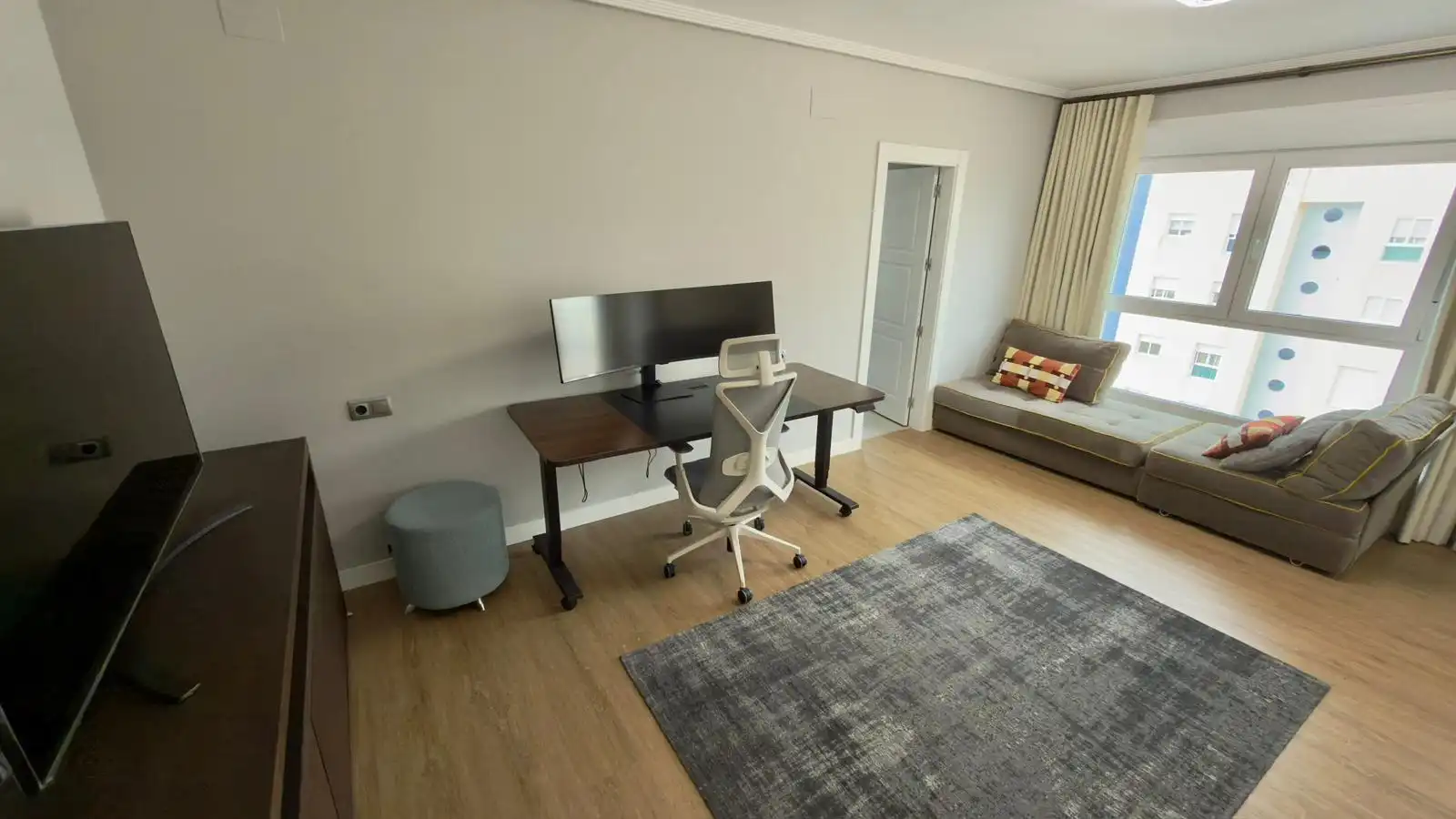 Wohnzimmer von Dachboden zum Verkauf in Villajoyosa / La Vila Joiosa mit Klimaanlage, Privatgarten und Terrasse
