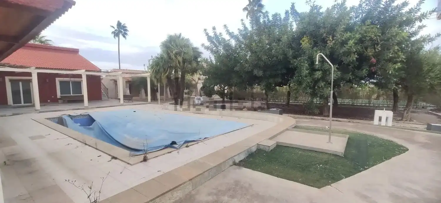 Piscina de Casa o xalet en venda en Murcia amb Calefacció, Jardí privat i Terrassa