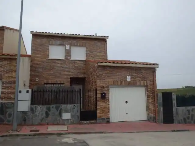 Haus zum Verkauf in San Julian