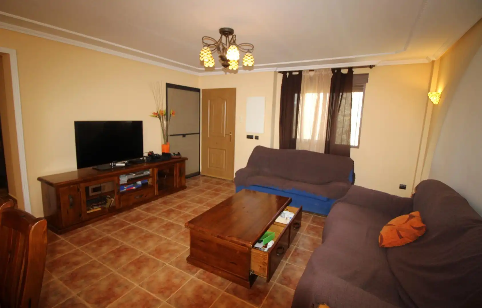 Sala d'estar de Casa o xalet en venda en Alicante / Alacant
