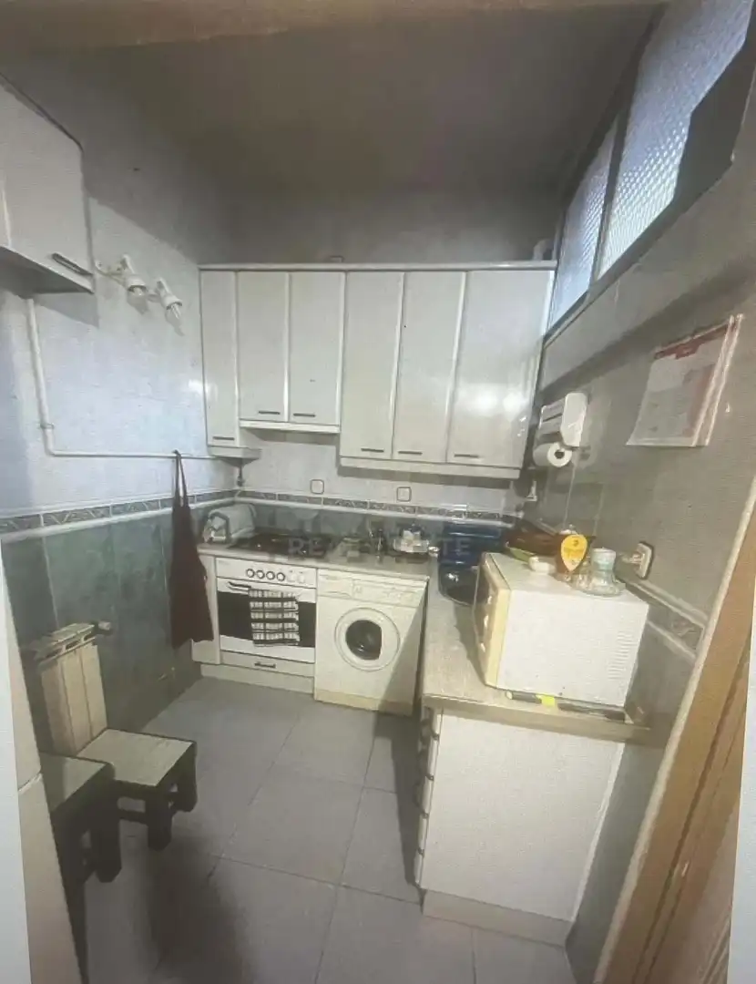 Cuina de Casa adosada en venda en Madrid