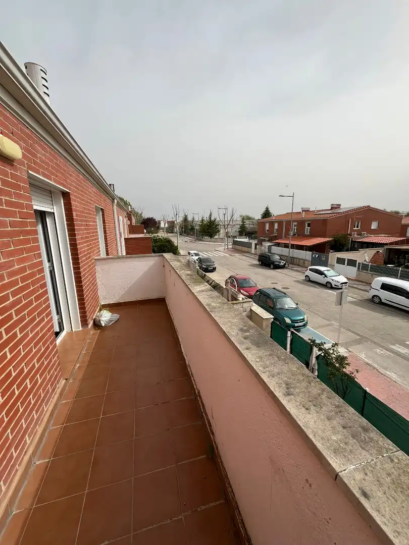 Casa adosada en venta en Yunquera de Henares