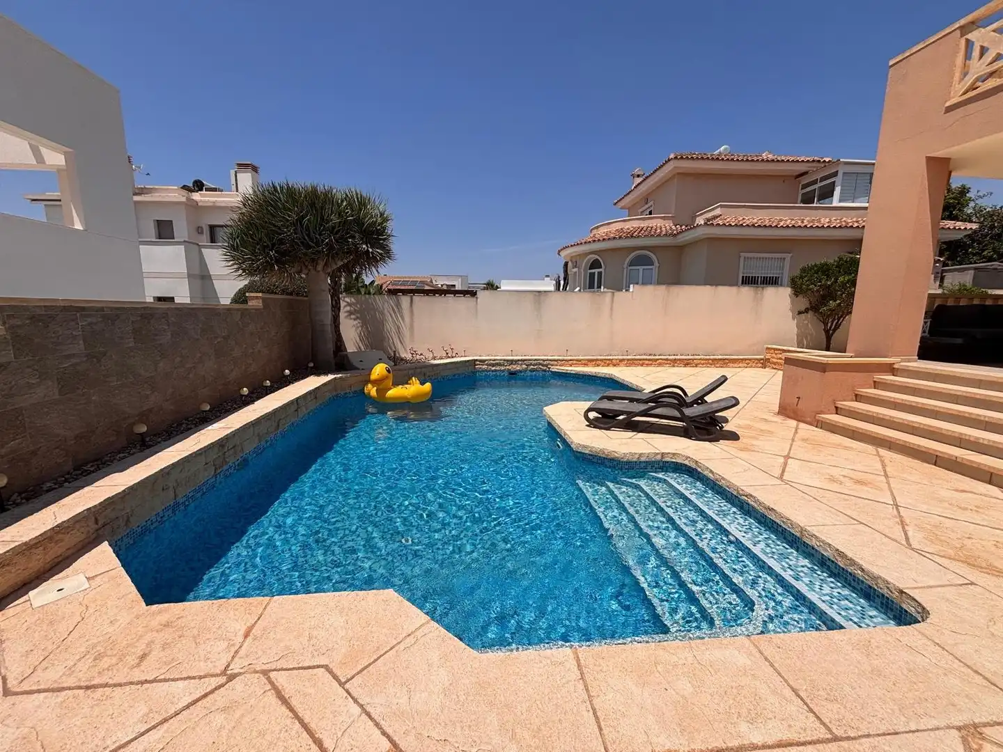 Casa con piscina en venta en N/A, imagen 2