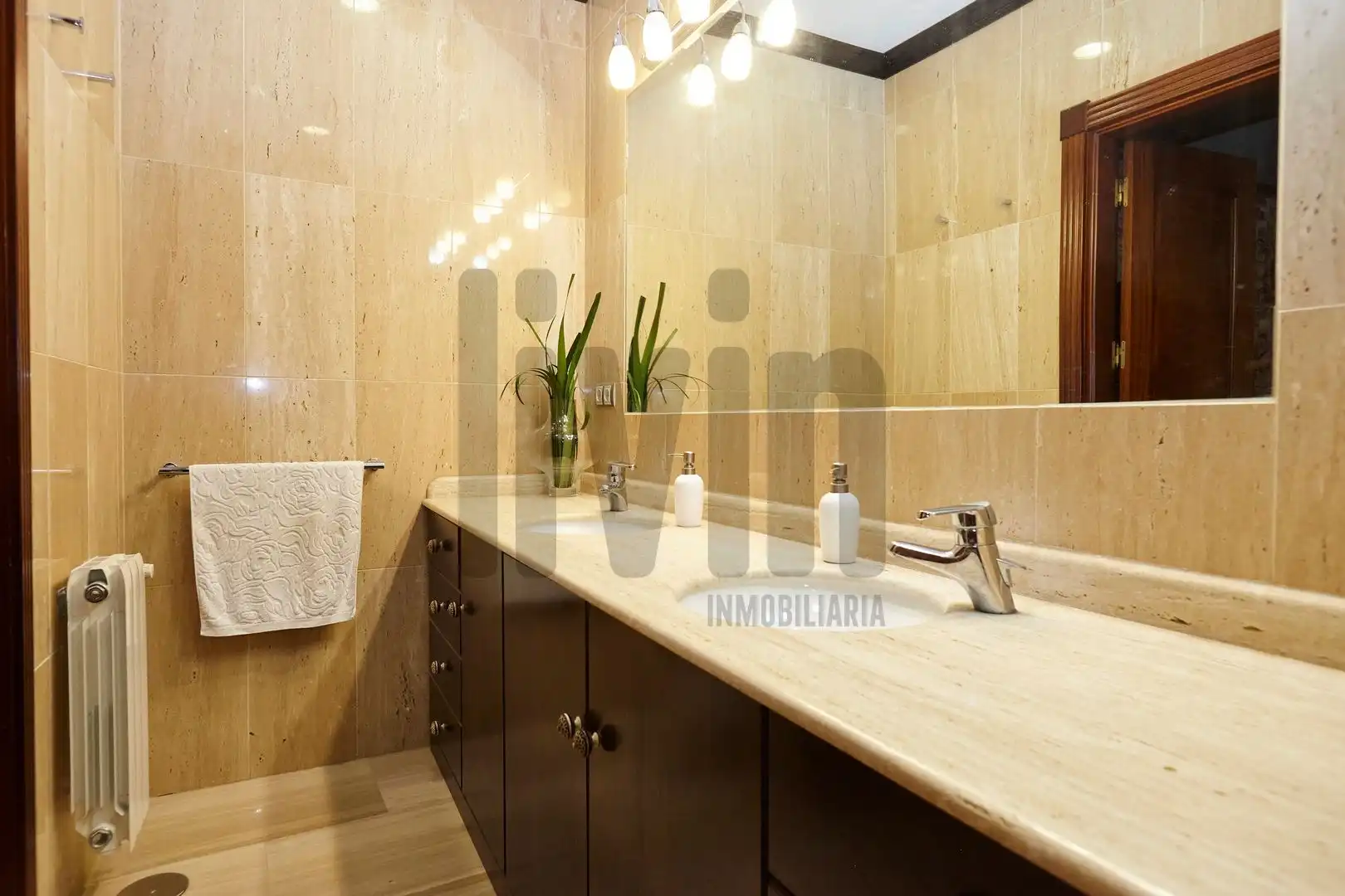 Baño de Casa o chalet en venta en Jaén con Aire acondicionado, Calefacción y Terraza