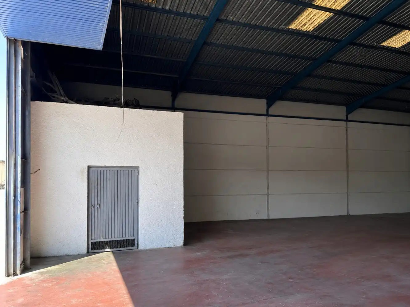 Industrial building for sale in Calle Sierra de Nevada, imagen 4