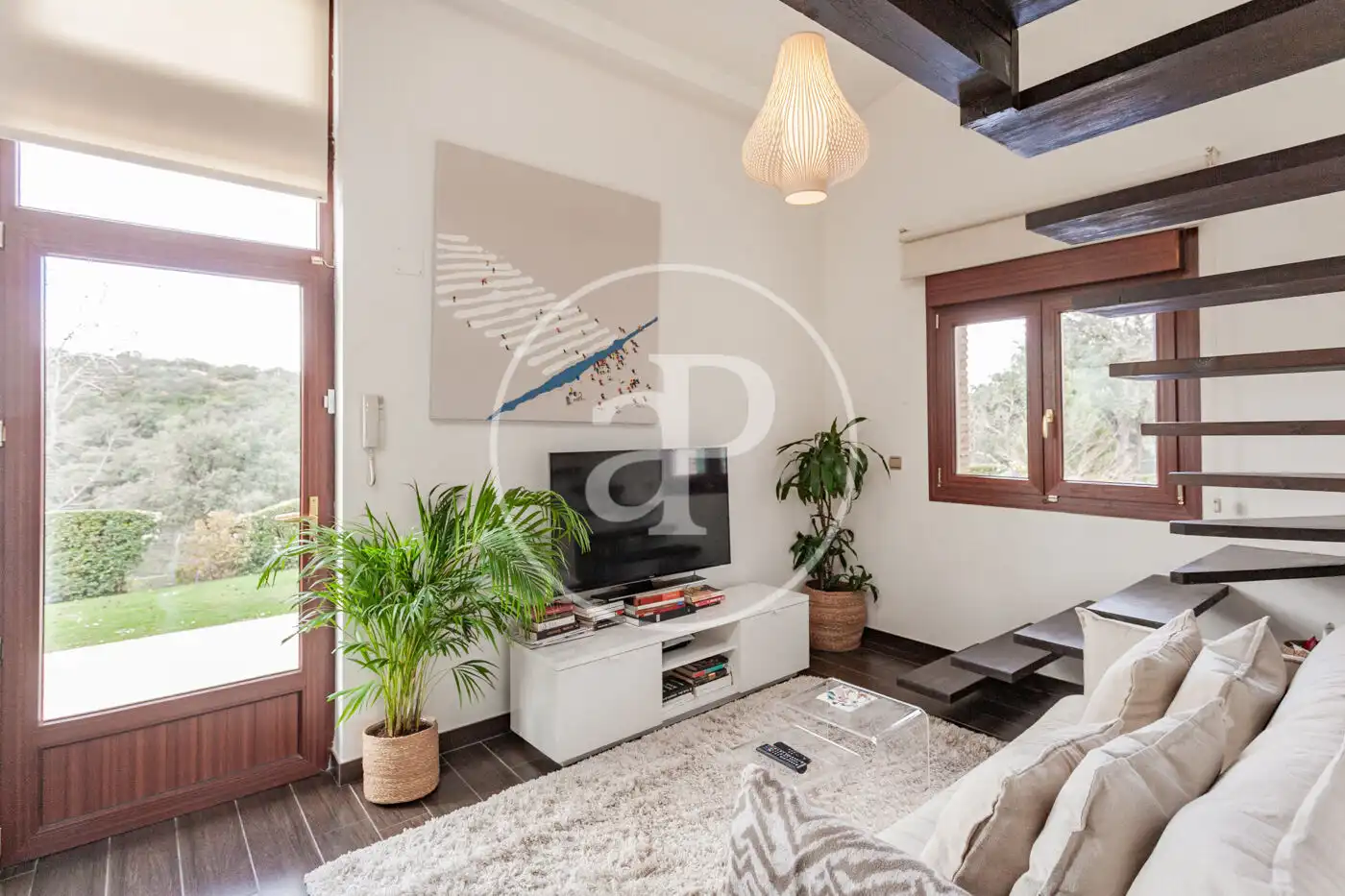 Sala d'estar de Casa o xalet en venda en Ciudalcampo amb Aire condicionat, Calefacció i Jardí privat