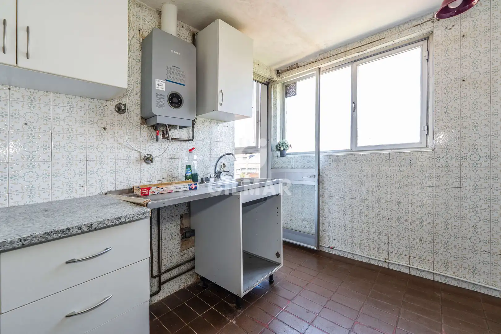 Cocina de Piso en venta en Madrid con Calefacción, Trastero y Balcón
