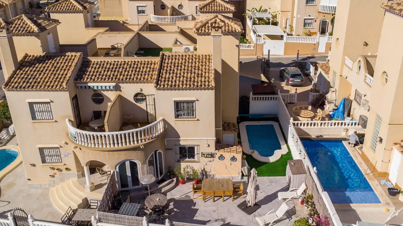 Vista exterior de Casa adosada en venta en Orihuela con Jardín privado, Terraza y Piscina