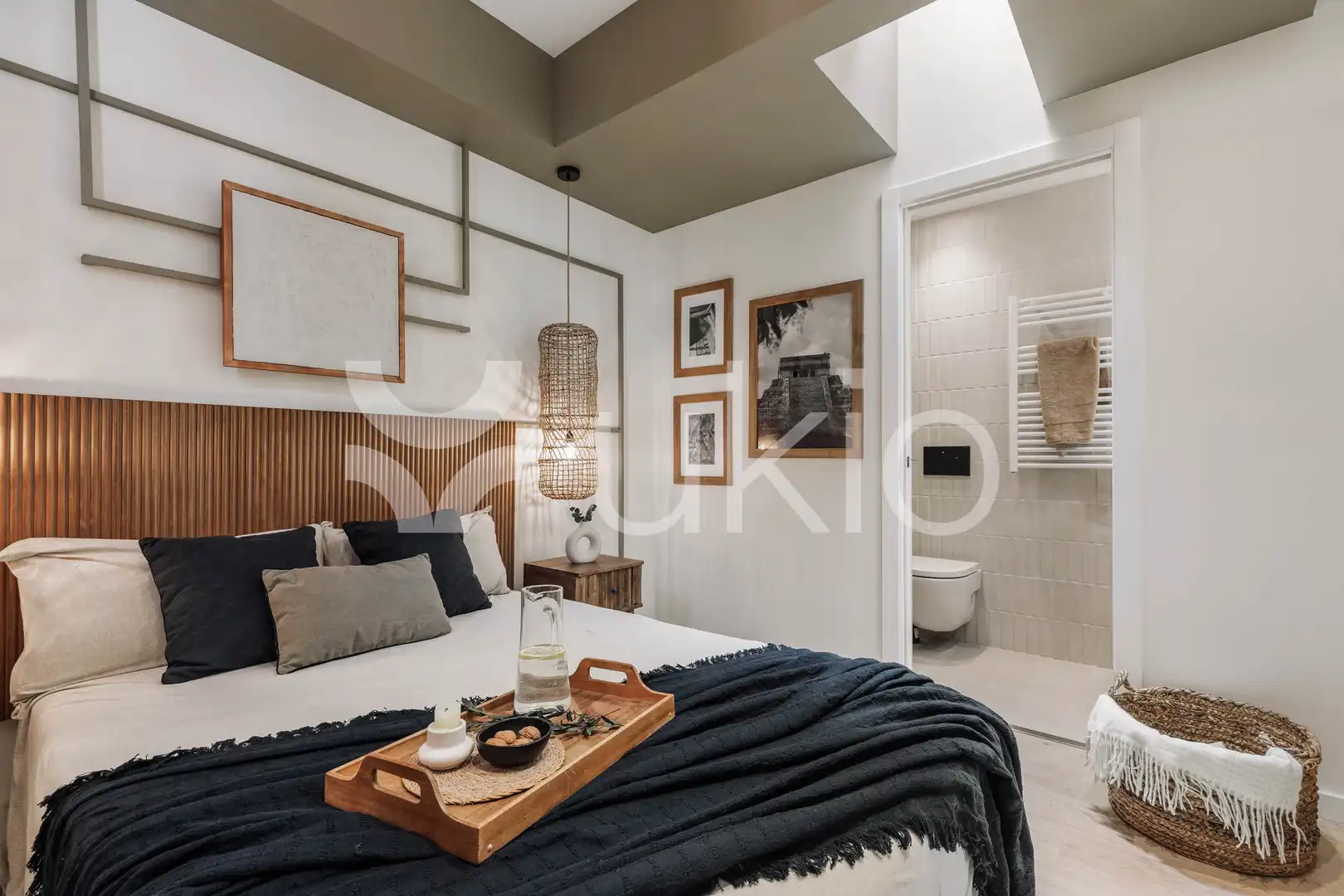 Bedroom of Apartments for rent in Barcelona  with Air Conditioner, Heating and Terrace
