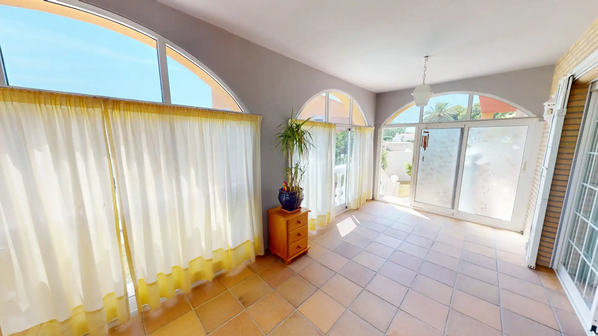 Haus oder Chalet zum Verkauf in Mutxamel mit Klimaanlage, Privatgarten und Terrasse