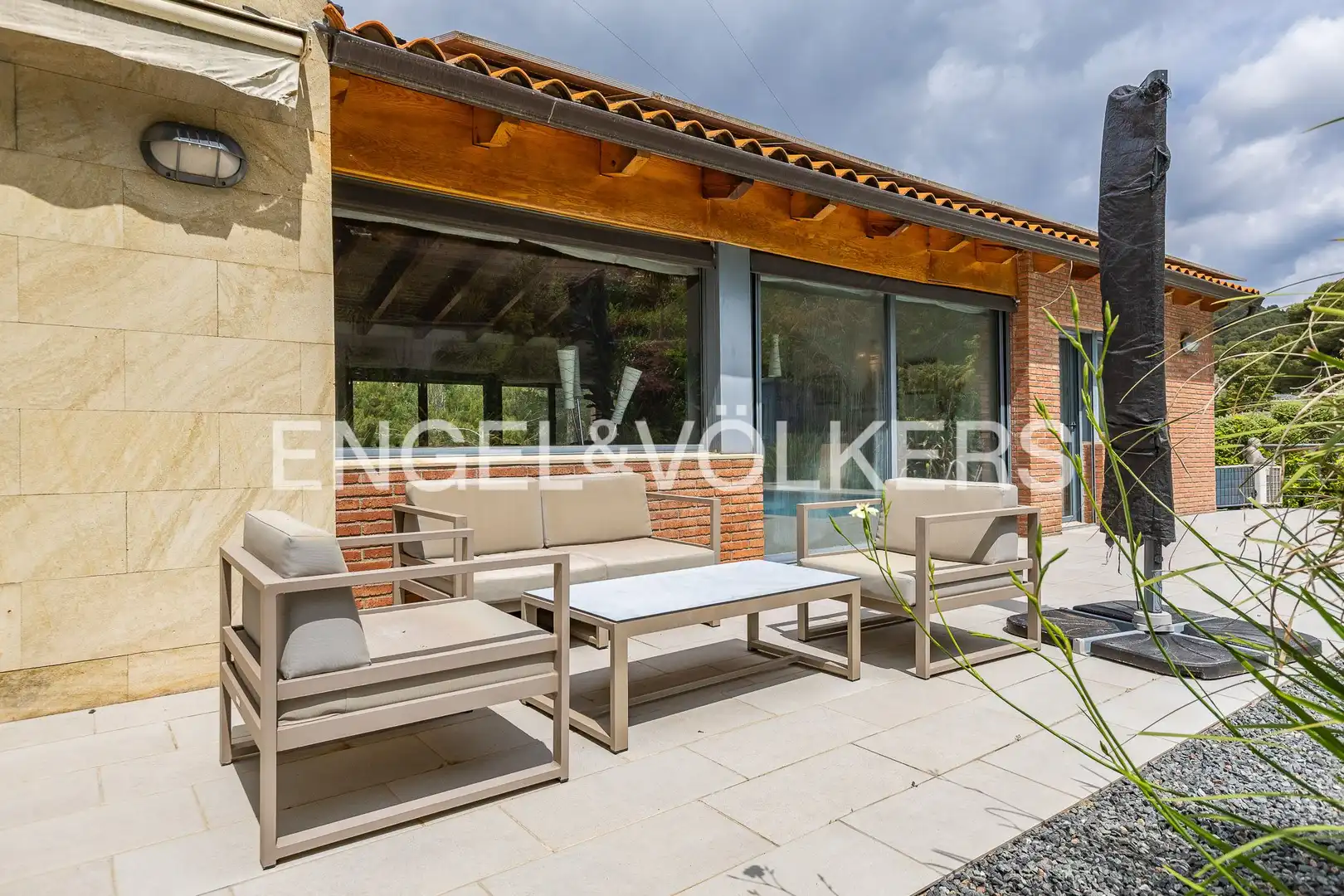 Terraza de Casa o chalet en venta en Matadepera con Aire acondicionado, Calefacción y Jardín privado