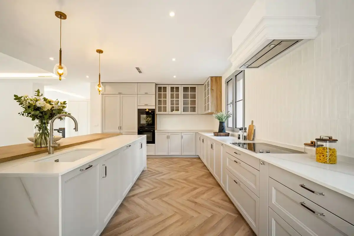 Kitchen of Detached homes for sale in Benahavís  with Terrace