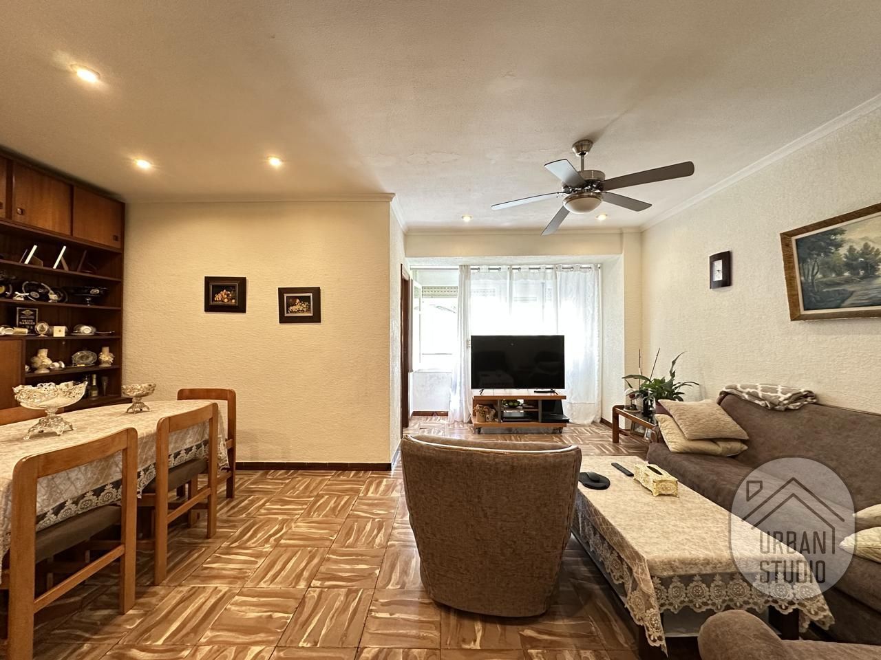 Living room of Flat for sale in Alicante / Alacant  with Balcony