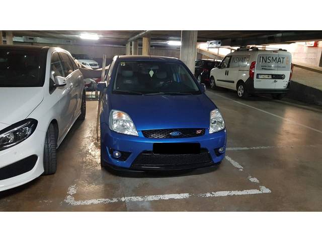 Garaje en Alquiler en Calle Avda. Josep Fontcuberta en Caldes de Montbui