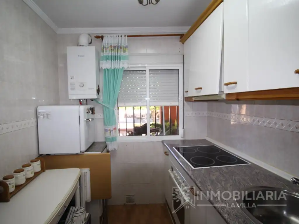 Cuina de Casa o xalet en venda en Alhaurín de la Torre amb Aire condicionat, Forn i Rentadora