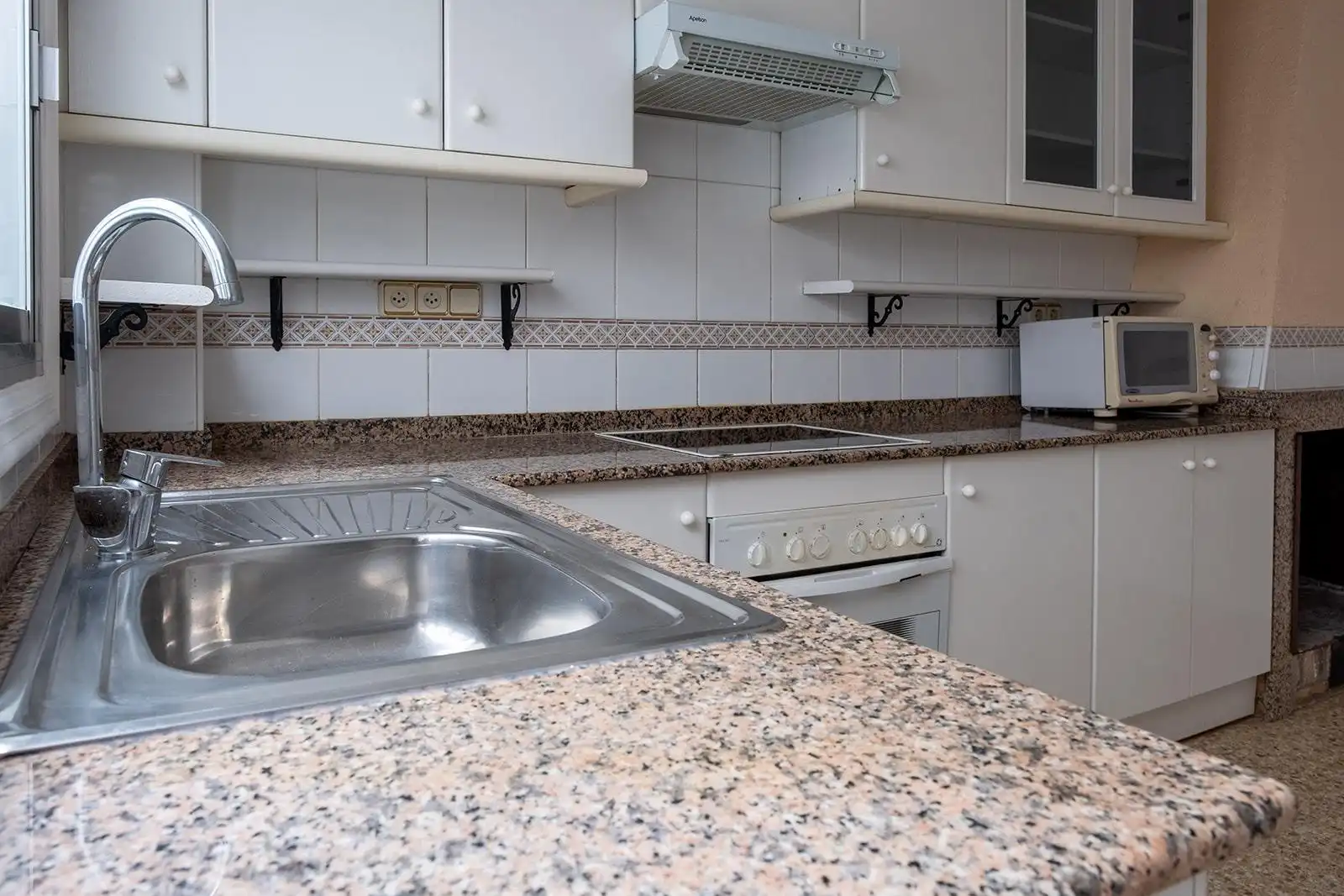 Cuina de Casa o xalet en venda en Torreblanca amb Aire condicionat, Jardí privat i Terrassa
