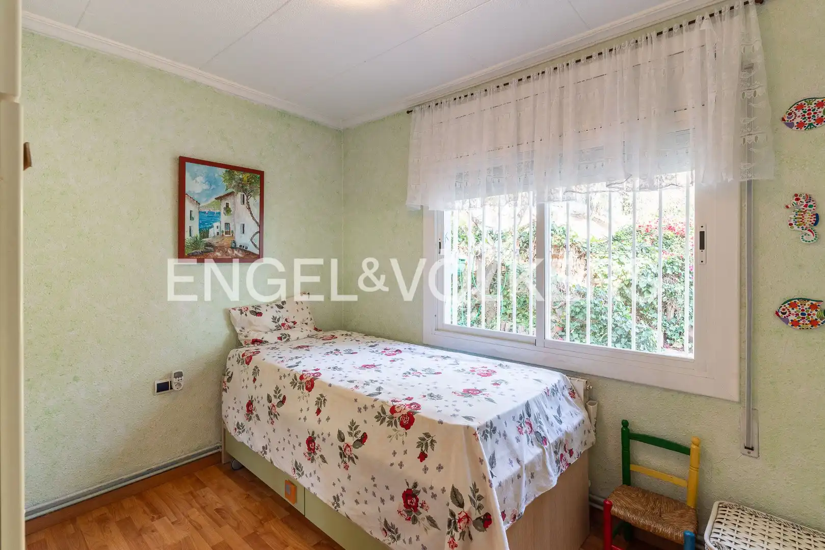 Habitación de Casa o chalet en venta en Pineda de Mar con Calefacción, Jardín privado y Terraza