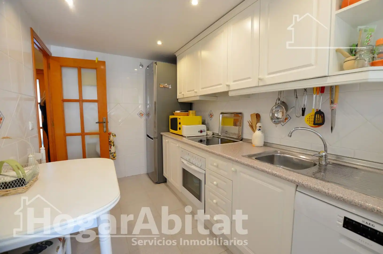 Cocina de Ático en venta en Alicante / Alacant con Calefacción, Jardín privado y Terraza