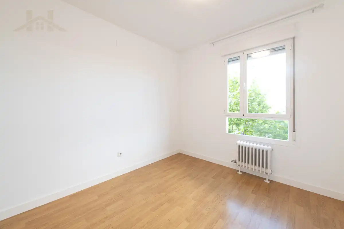 Habitación de Piso en venta en Boadilla del Monte con Aire acondicionado, Calefacción y Trastero