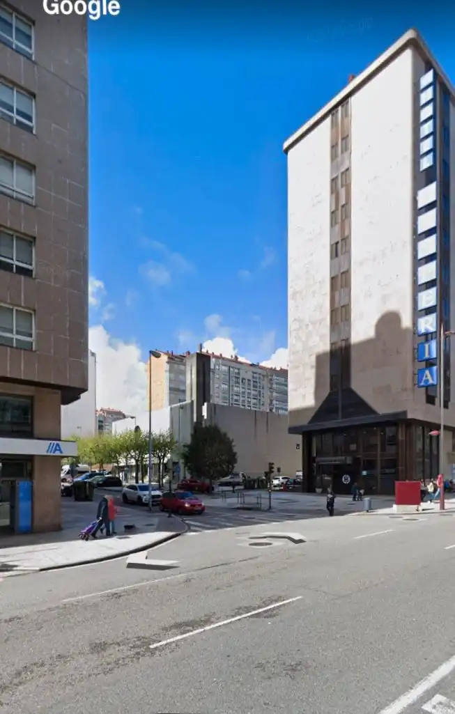 Vista exterior de Local en venta en Vigo 