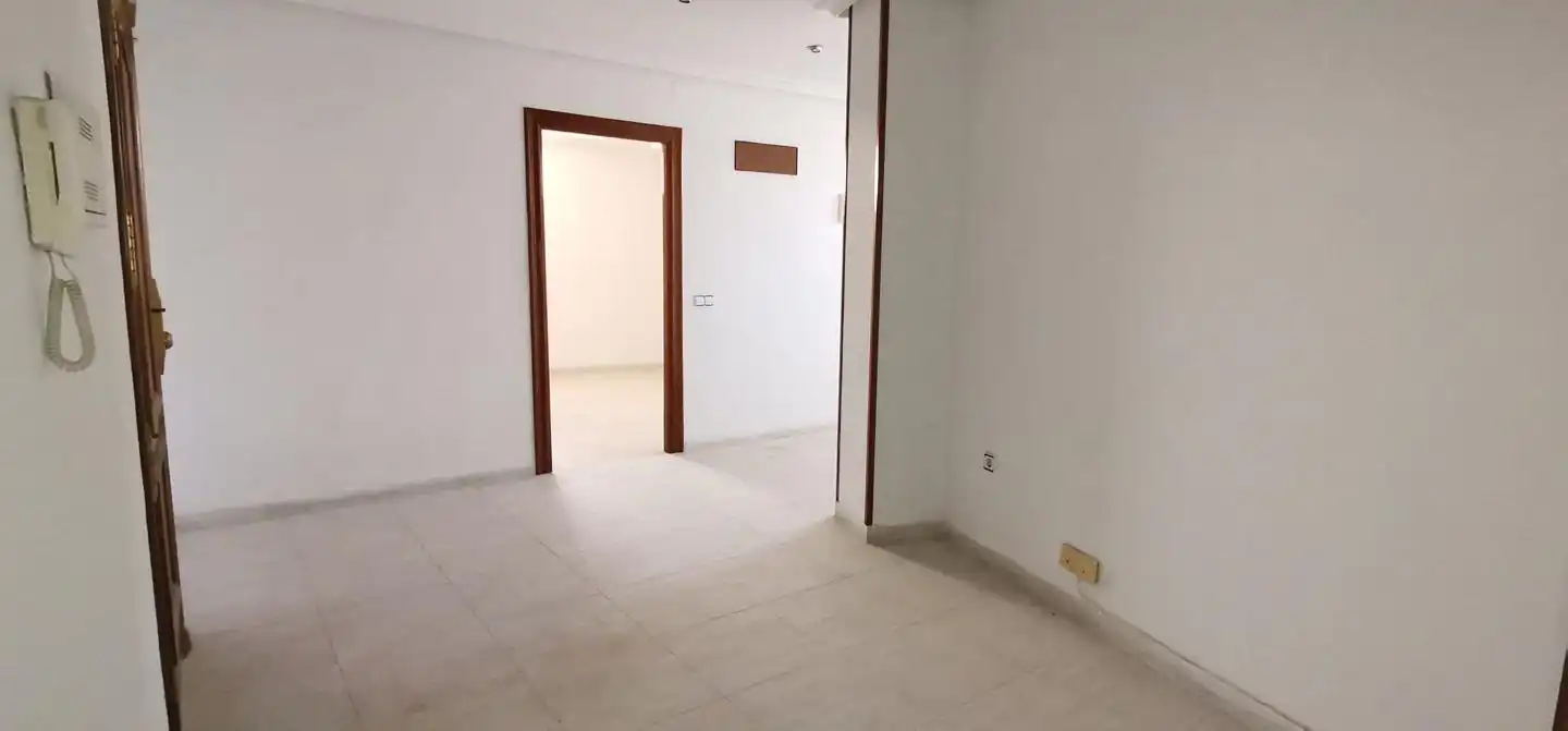 Büro zum Verkauf in Linares