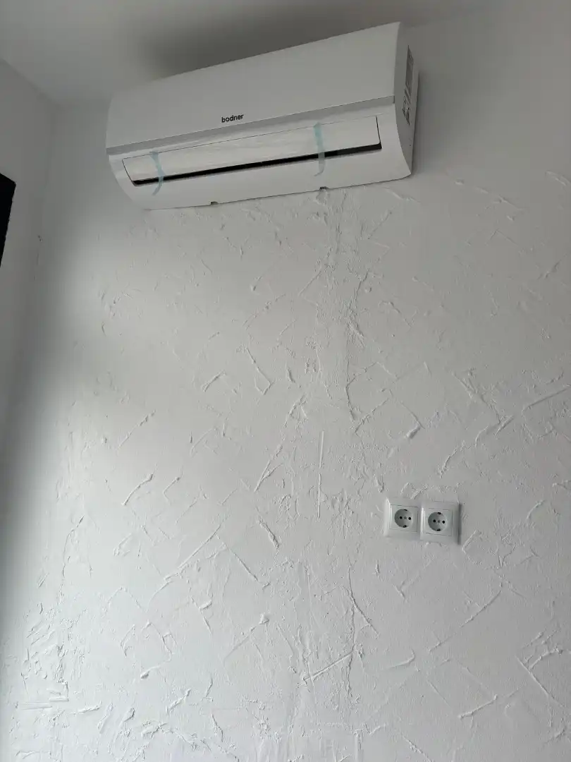 Schlafzimmer von Geschaftsraum zum Verkauf in L'Eliana mit Klimaanlage und Möbliert