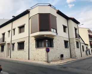 Außenansicht von Haus oder Chalet zum verkauf in Cuéllar mit Terrasse