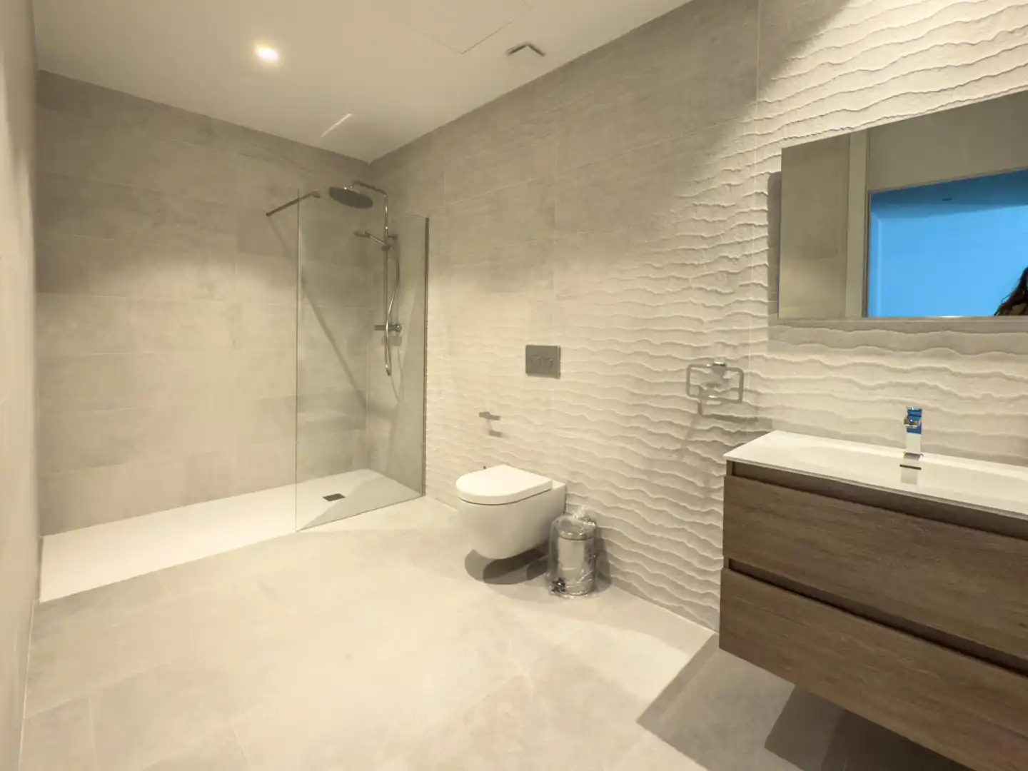 Baño de Casa o chalet de alquiler en Finestrat con Aire acondicionado, Calefacción y Jardín privado