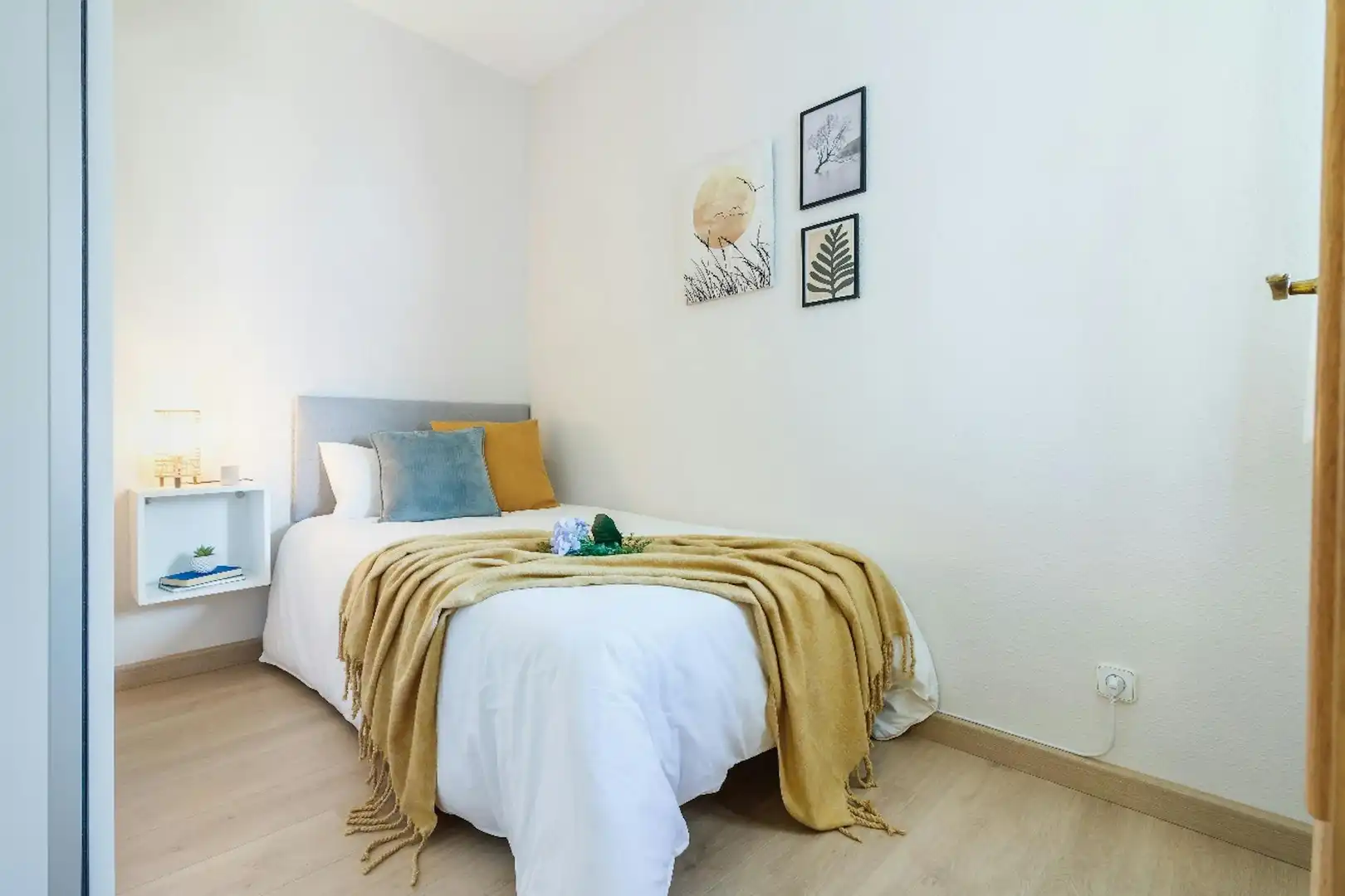 Habitación de Piso de alquiler en Madrid con Aire acondicionado, Calefacción y Amueblado