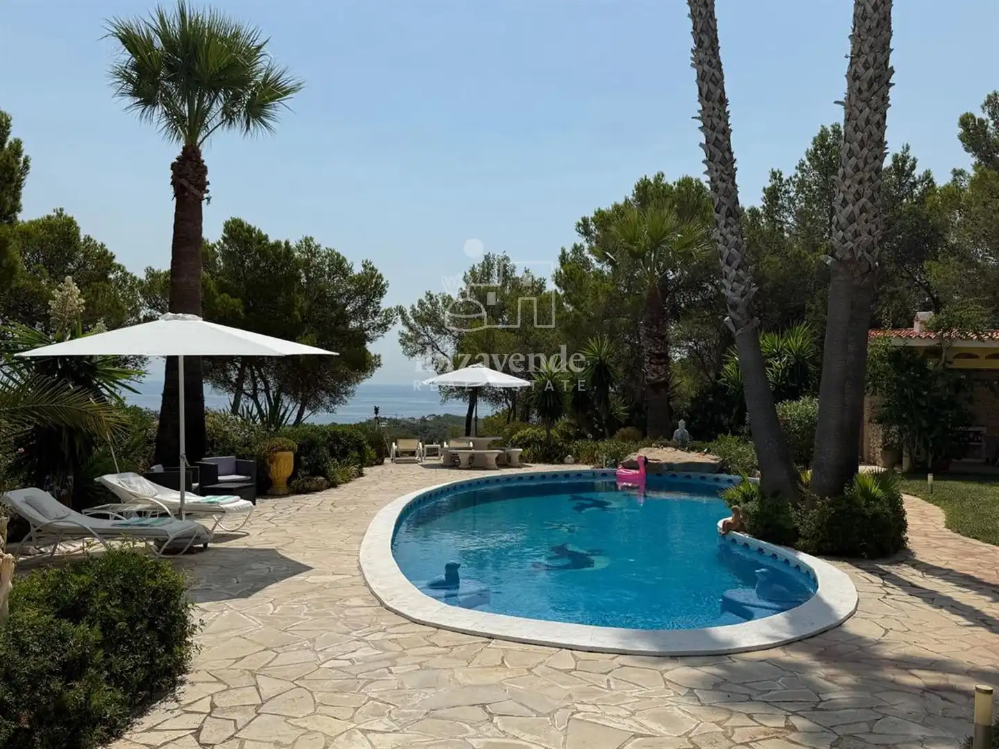Piscina de Casa o chalet en venta en Santa Eulària des Riu con Aire acondicionado, Jardín privado y Terraza