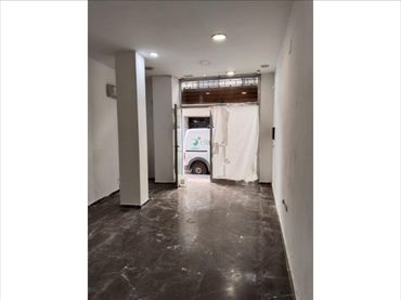 Local commercial à vendre à Casc Urbà