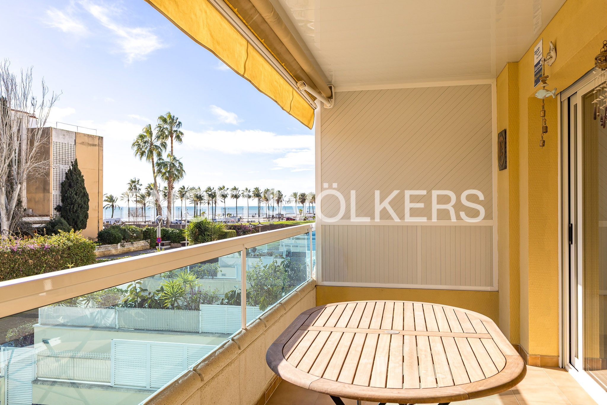 Vista exterior de Apartamento en venta en Vilanova i la Geltrú con Aire acondicionado, Calefacción y Terraza