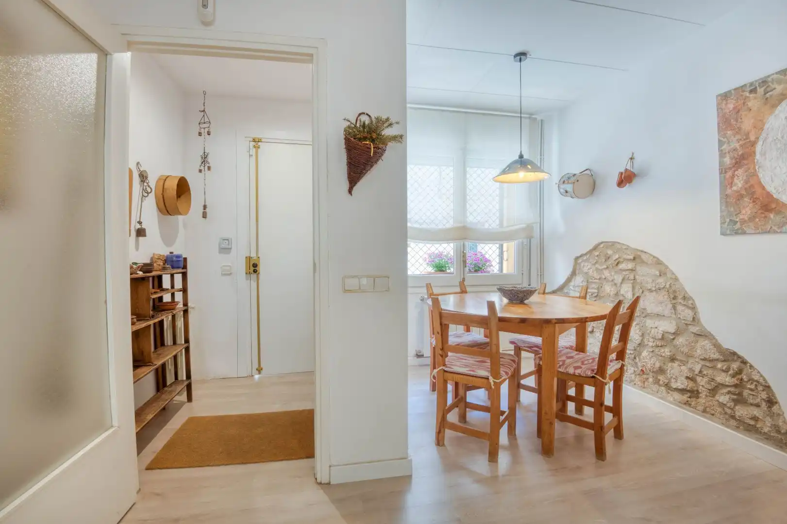 Esszimmer von Einfamilien-Reihenhaus zum Verkauf in Sant Feliu de Guíxols mit Klimaanlage, Heizung und Terrasse